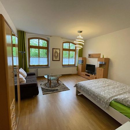 Ferienwohnung Im Zentrum Zwickaus ภายนอก รูปภาพ